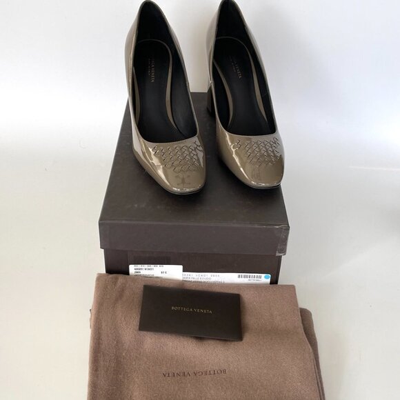 Bottega Veneta 430391 Patent Leather Cherbourg Pumps, Black, Tan or Gray - Picture 11 of 13